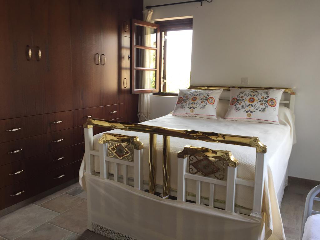Ferienhaus Paradise Traditional House Maroni